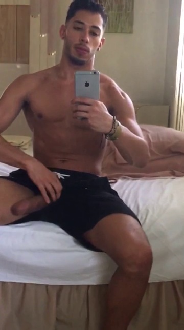 Gay bite au cul homme bogoss SUCE MA VERGE MINET GAY 18