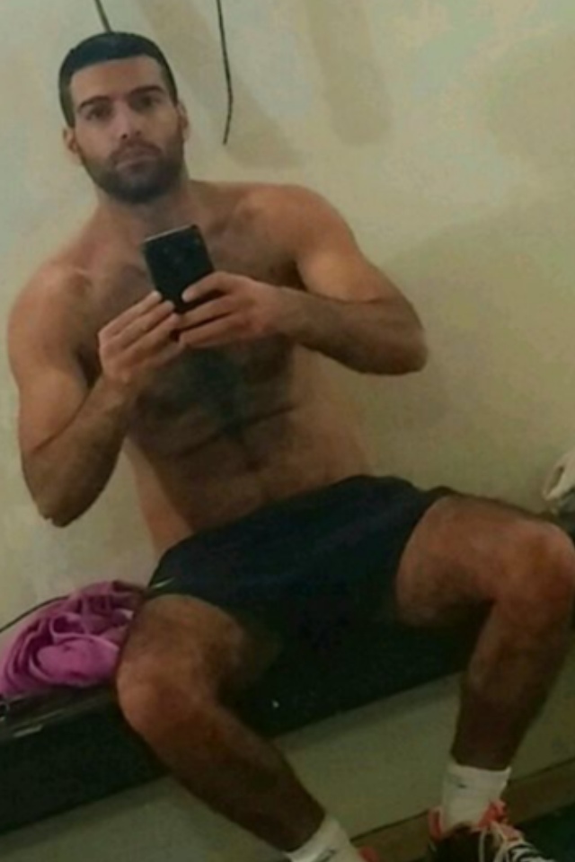 Grosse bitte gay beau cul metisse Grosse bitte gay beau cul metisse