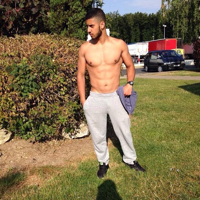 https://www.arabe-gay.com/wp-content/uploads/2020/04/lascars-00005.jpg